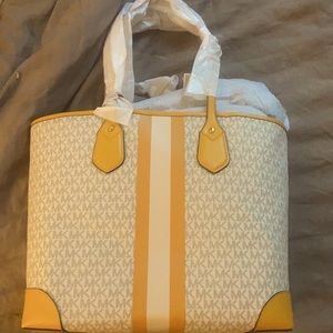 Michael Kors Tote Purse